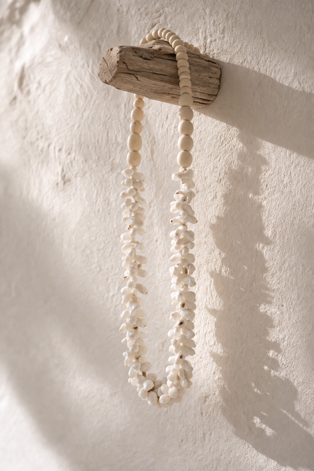 Decoratieve schelpenketting wit
