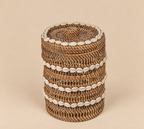 Rotan mand met schelpjes