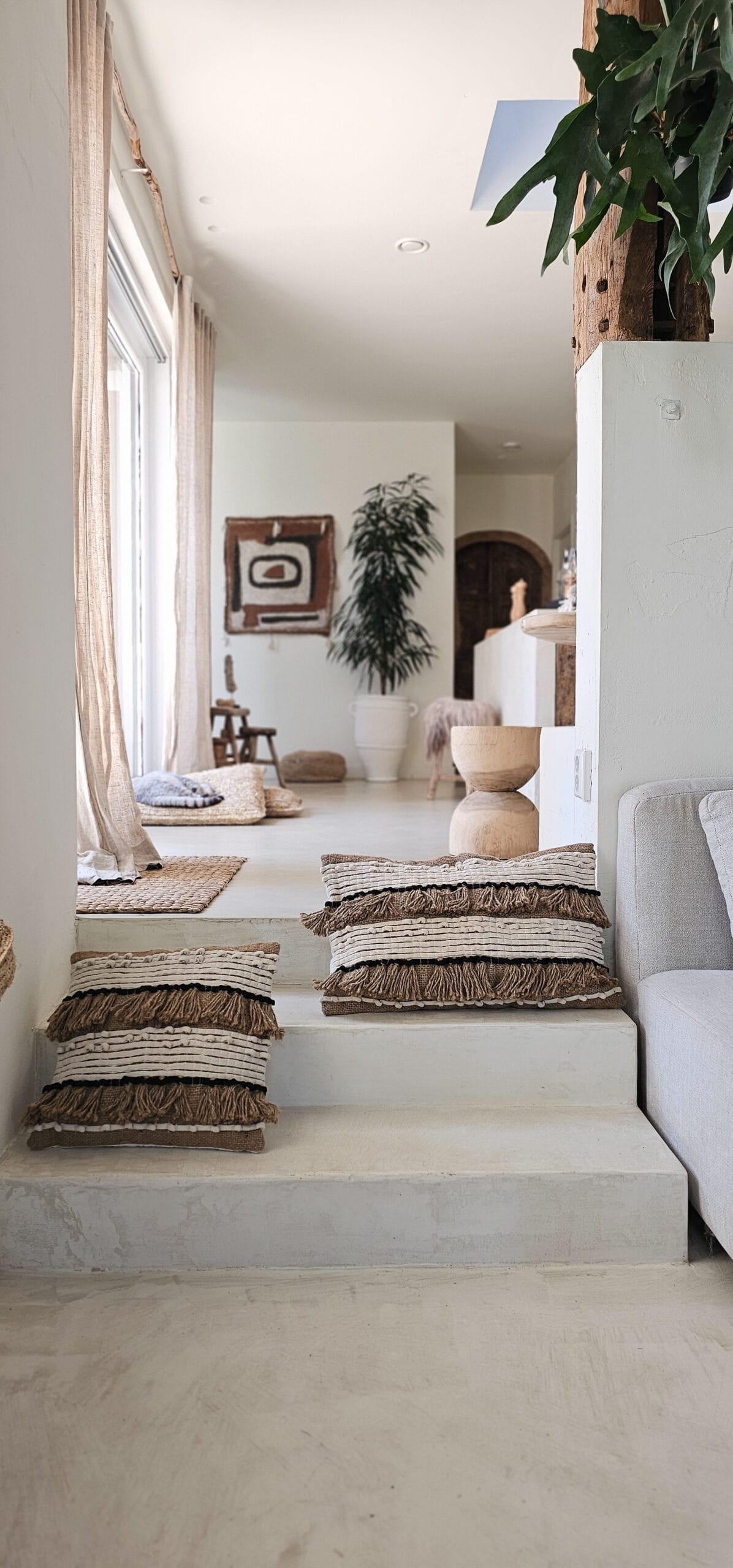 Jute kussen met franjes 40x60cm