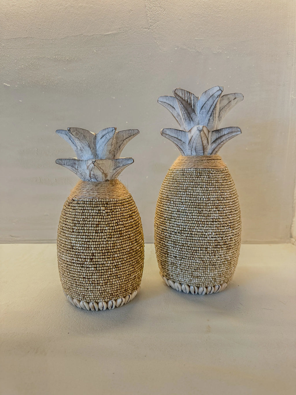 Houten ananas met glaskralen