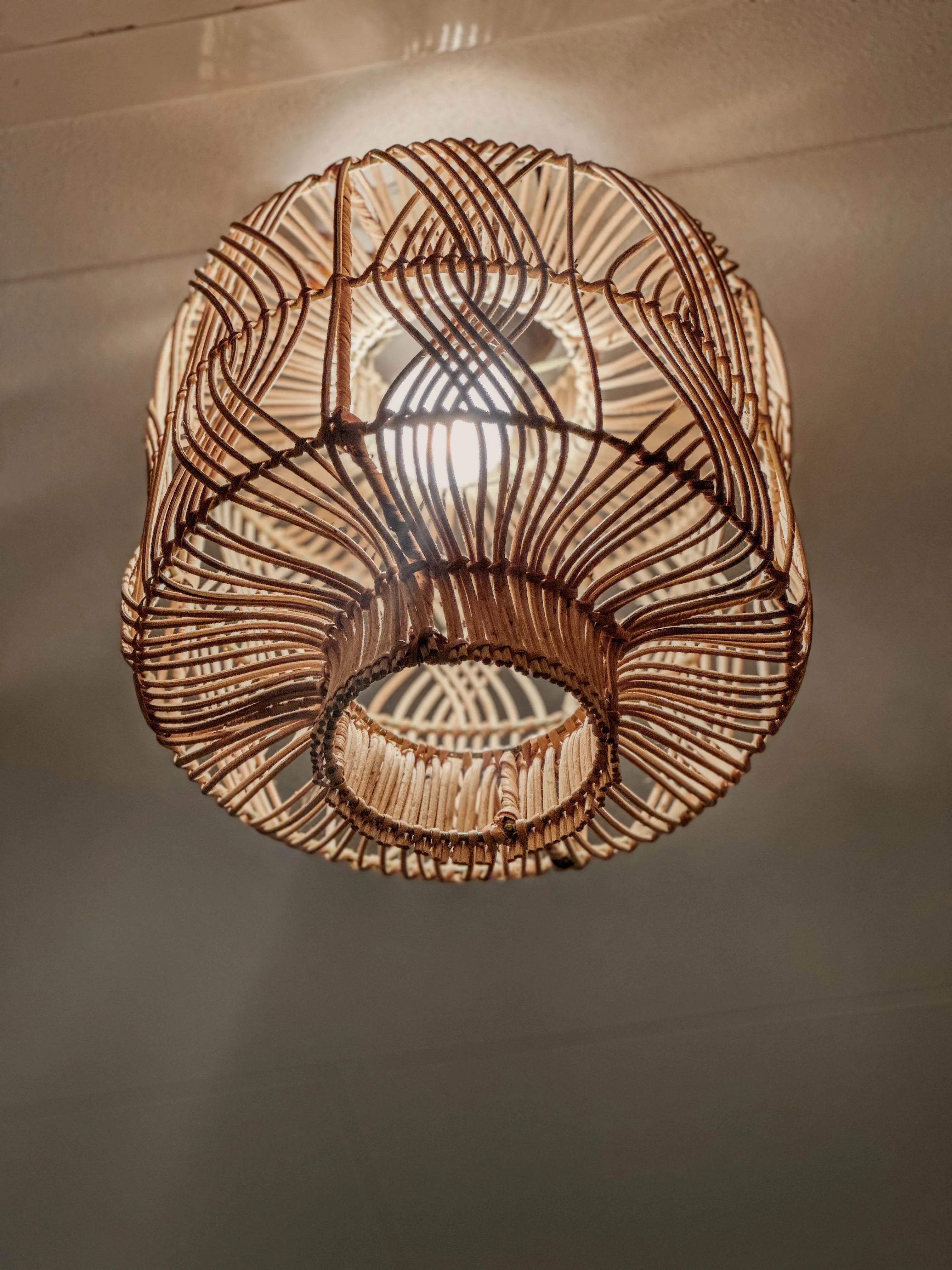 Rotan hanglampje