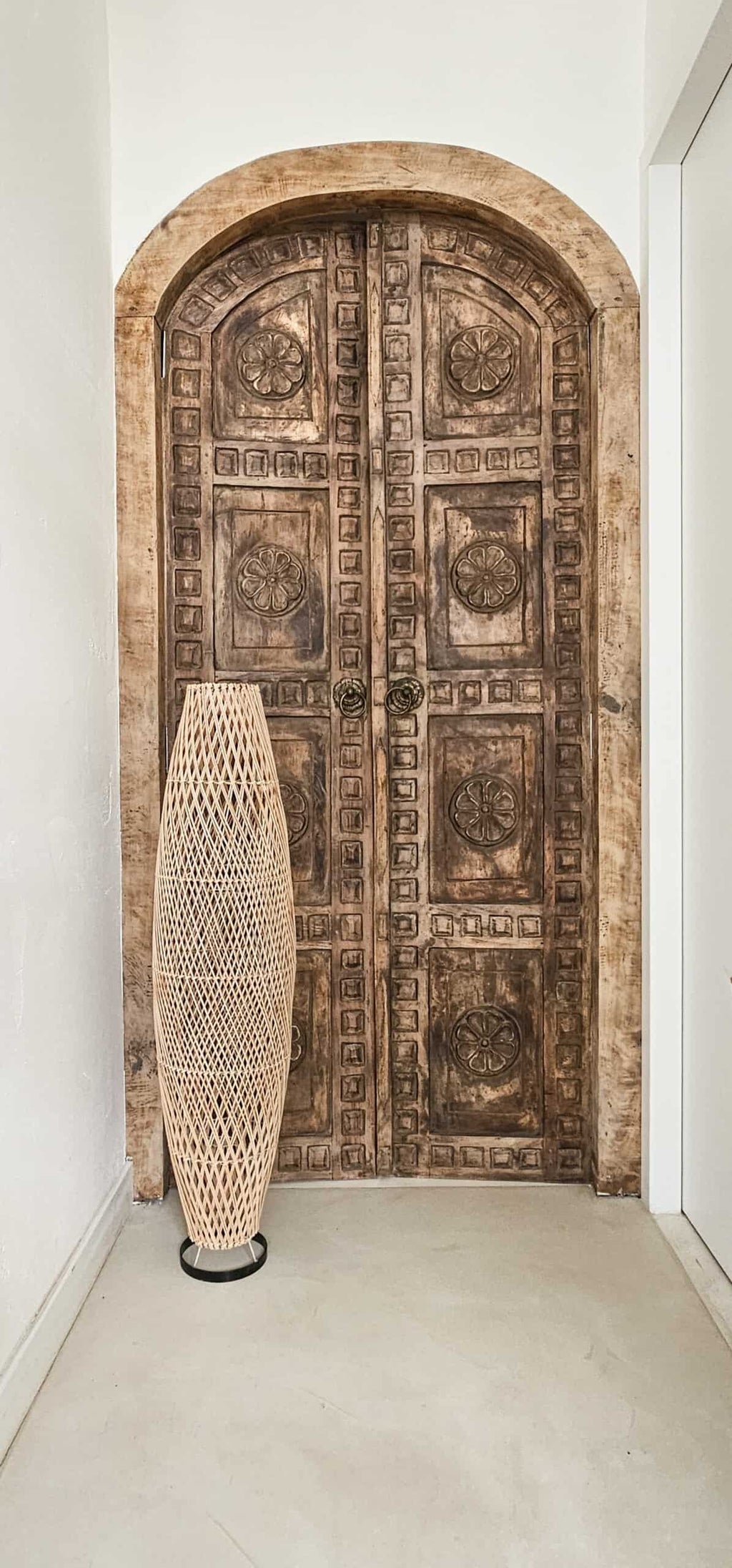 Staande open rotan lamp