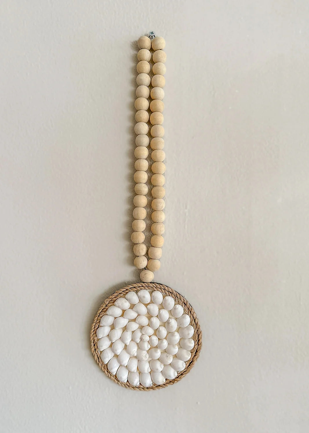 Decoratieve hanger witte schelpen cirkel