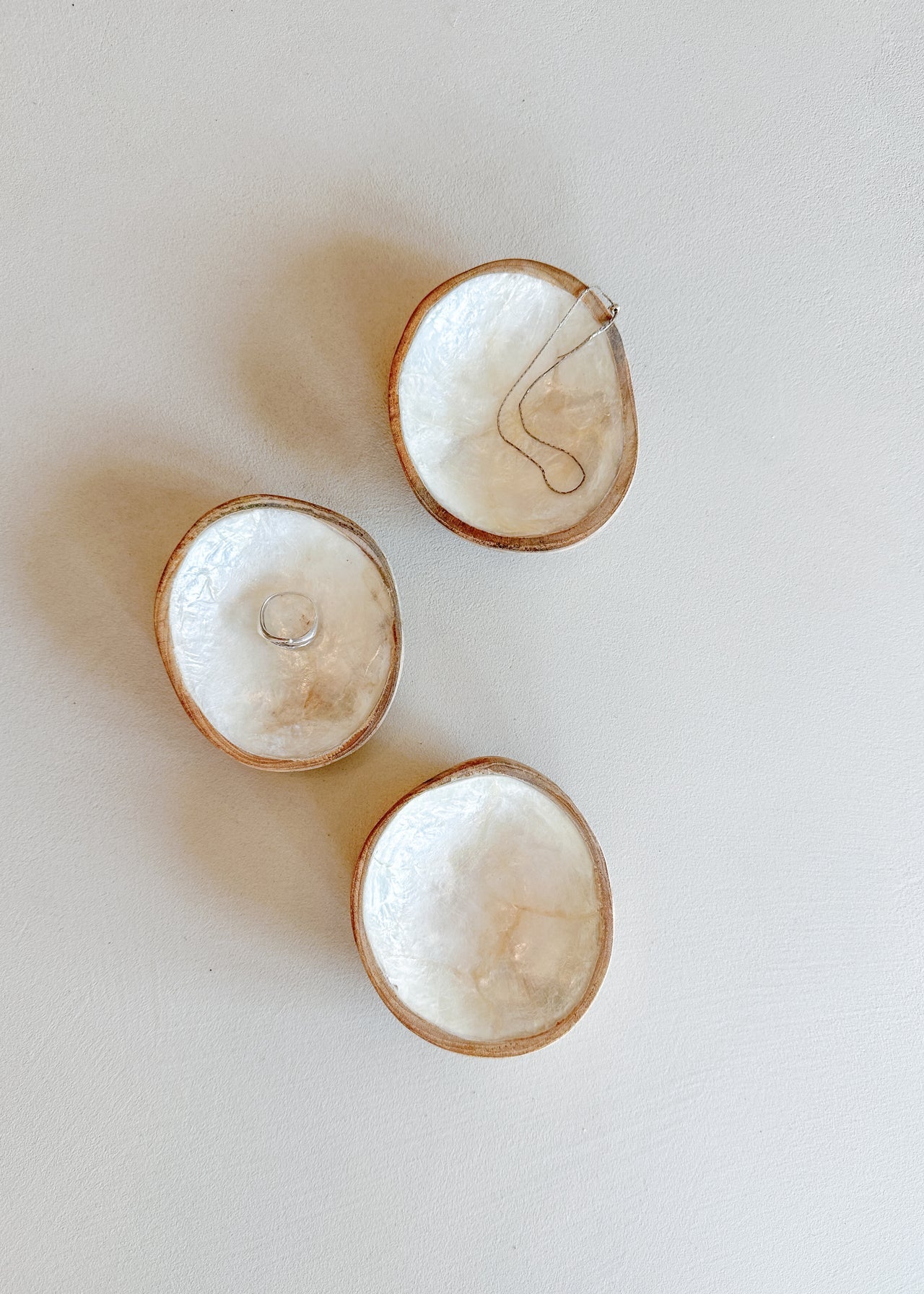 Schaaltje Bulan - Capiz en Teakhout