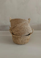 Met de hand gevlochten raffia mand uit Indonesie 30x15cm