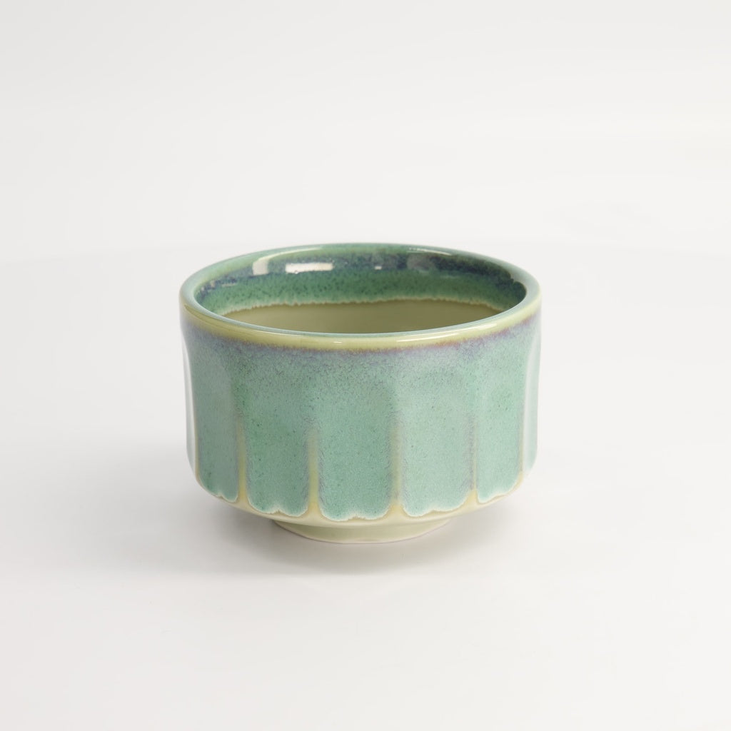 Handgemaakte Matcha bowl met turquoise kleur