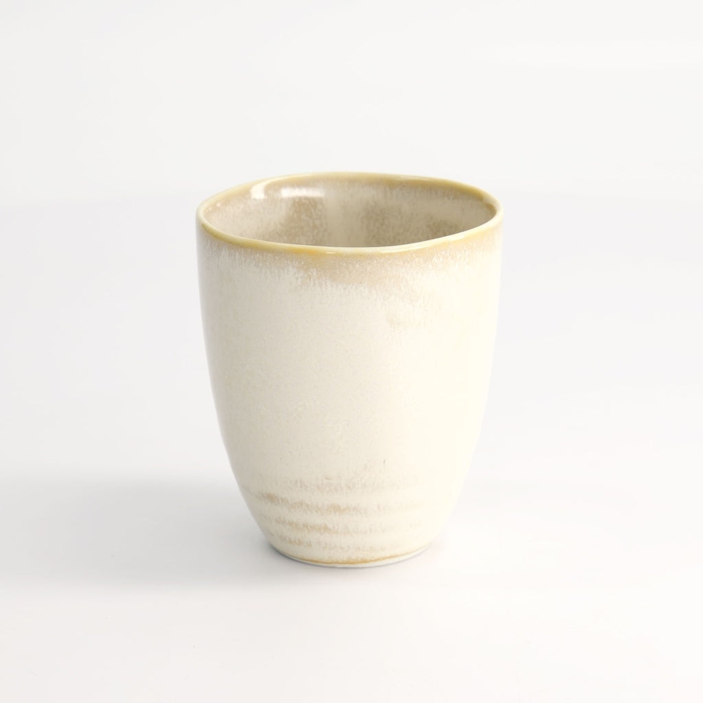 Handgemaakt kopje voor koffie, espresso uit Japan